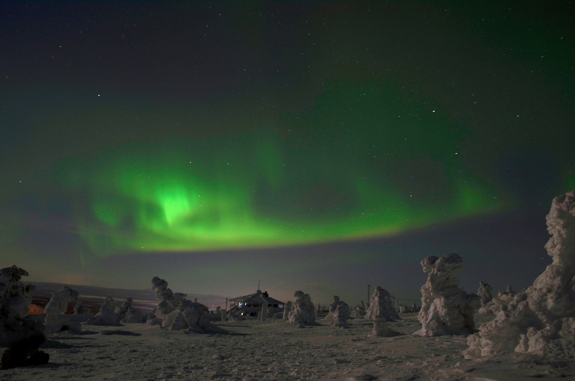 Mencari Kilau Aurora Eksplorasi Malam Yang Tak Terlupakan Di Finlandia